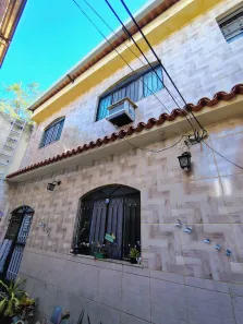 Casa com 2 Quartos à venda, 68m² no Penha Circular, Rio de Janeiro