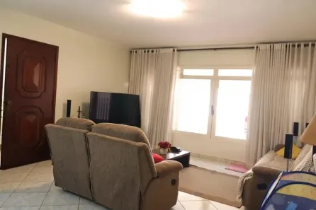 Casa com 3 Quartos à venda, 235m² no Jardim Oriental, São Paulo