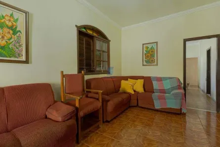 Casa com 3 Quartos à venda, 200m² no Industrial, Contagem