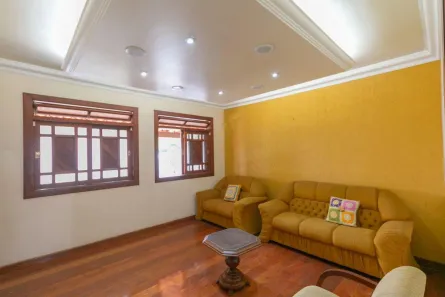 Casa com 5 Quartos à venda, 500m² no Santa Amélia, Belo Horizonte