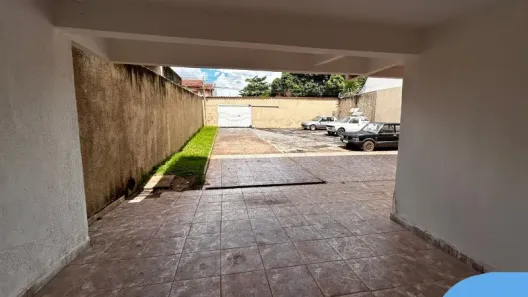 Sobrado com 5 Quartos à venda, 200m² no Jardim América, Goiânia