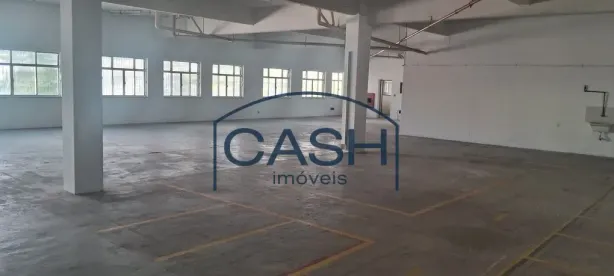 Sala Comercial para alugar, 700m² no Penha, Rio de Janeiro