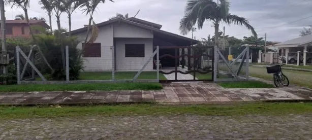 Casa com 3 Quartos à venda, 146m² no Arroio Teixeira, Capão da Canoa