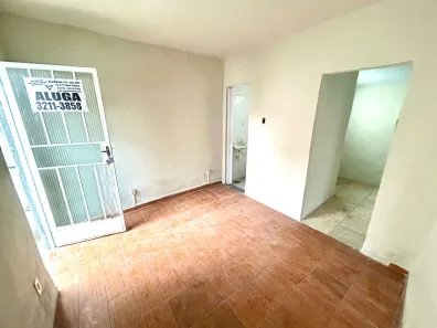 Casa com 1 Quarto para alugar, 46m² no Manoel Honório, Juiz de Fora