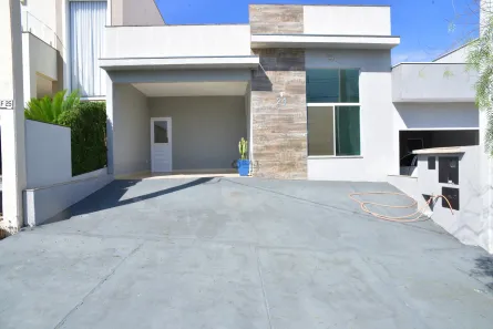 Casa de Condomínio com 4 Quartos à venda, 180m² no Wanel Ville, Sorocaba