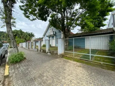Casa com 3 Quartos à venda, 888m² no Saguaçu, Joinville