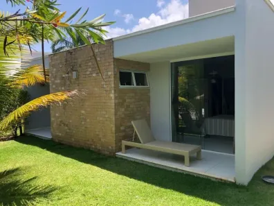 Casa de Condomínio com 4 Quartos à venda, 347m² no Busca Vida (Abrantes), Camaçari