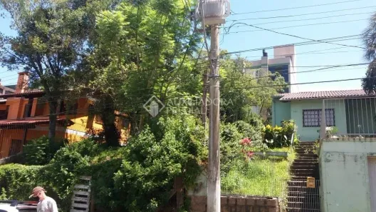 Lote/Terreno à venda, 300m² no Passo da Areia, Porto Alegre