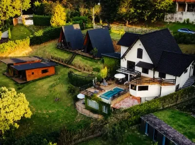 Sobrado com 9 Quartos à venda, 500m² no Colinas Capivari, Campos do Jordão