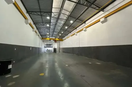 Galpão/Depósito/Armazém para alugar, 690m² no Vila Carrão, São Paulo