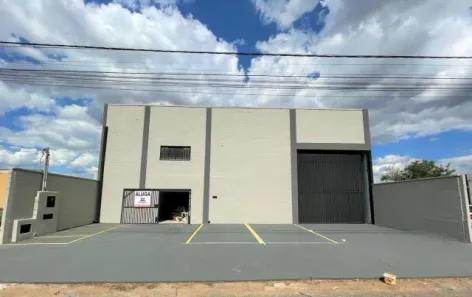 Galpão/Depósito/Armazém para alugar, 330m² no Parque Oeste Industrial, Goiânia