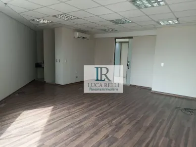 Sala Comercial para alugar, 59m² no Dezoito do Forte Empresarial/Alphaville., Barueri