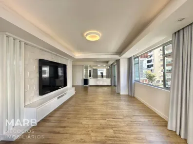 Apartamento com 3 Quartos à venda, 212m² no Centro, Florianópolis