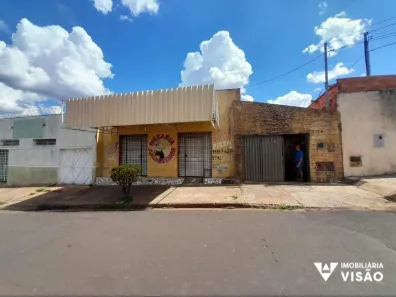 Casa com 2 Quartos à venda, 360m² no Lourdes, Uberaba