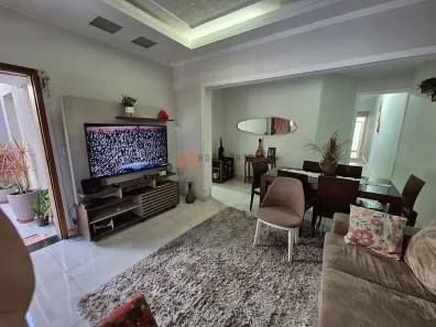 Casa com 3 Quartos à venda, 210m² no Vila Lavínia, Mogi das Cruzes