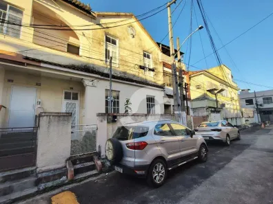 Casa com 9 Quartos à venda, 300m² no Ponta D'Areia, Niterói