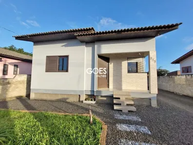 Casa com 2 Quartos à venda, 100m² no Santa Líbera, Forquilhinha