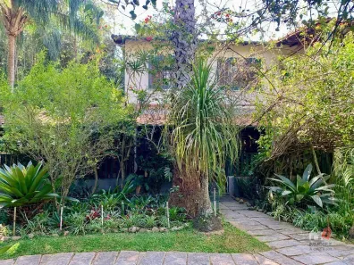 Casa com 3 Quartos para alugar, 150m² no Samambaia, Petrópolis