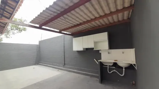 Casa de Condomínio com 2 Quartos para alugar, 55m² no SIM, Feira de Santana