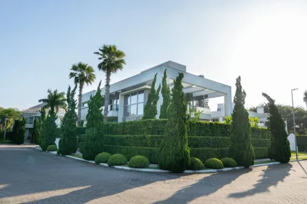 Casa de Condomínio com 4 Quartos à venda, 588m² no Jurerê Internacional, Florianópolis