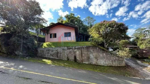 Casa com 2 Quartos à venda, 120m² no Centro, Guaramirim