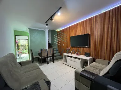 Sobrado com 2 Quartos à venda, 57m² no Jardim Mirna, Taboão da Serra