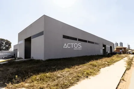 Galpão/Depósito/Armazém para alugar, 1053m² no Vila Santa, Aparecida de Goiânia