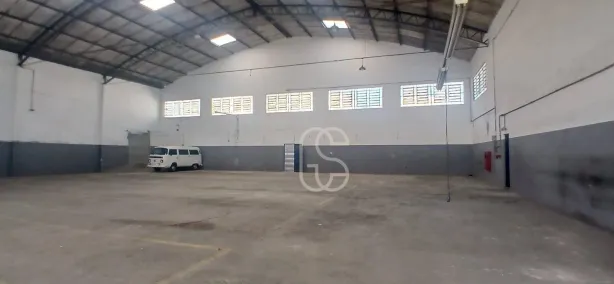 Galpão/Depósito/Armazém para venda ou aluguel, 811m² no Cidade Industrial Satélite de São Paulo, Guarulhos