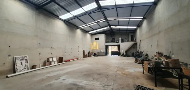 Galpão/Depósito/Armazém à venda, 360m² no São Pedro, Esmeraldas