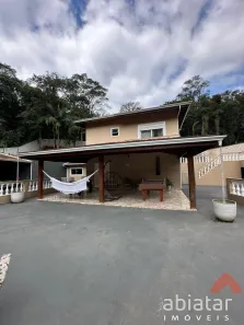 Casa com 4 Quartos à venda, 195m² no Bosque do Embu, Embu das Artes