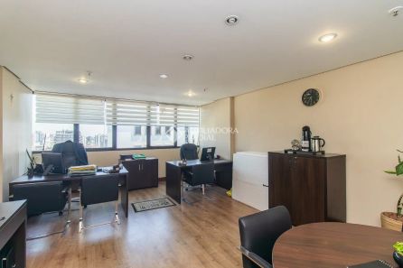 Sala Comercial à venda, 26m² no Boa Vista, Porto Alegre