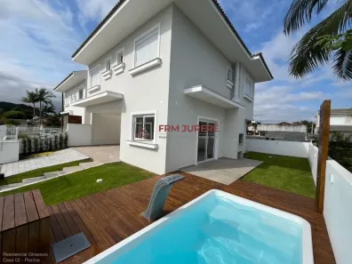 Casa com 3 Quartos à venda, 199m² no Daniela, Florianópolis