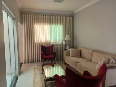 Casa com 3 Quartos à venda, 197m² no Maravilha, Uberlândia