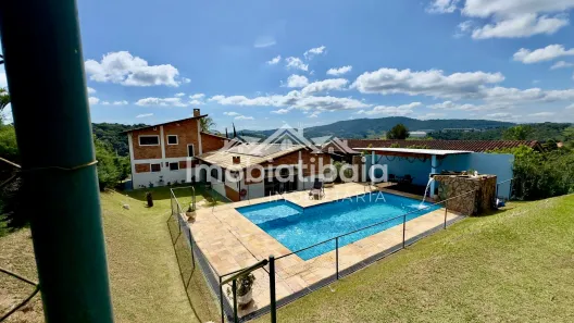 Fazenda/Sítio com 4 Quartos à venda, 380m² no Centro, Bom Jesus dos Perdões