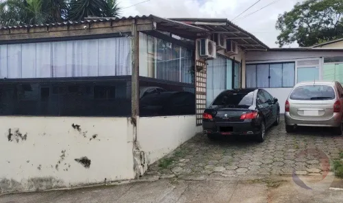 Lote/Terreno à venda, 690m² no Coloninha, Florianópolis
