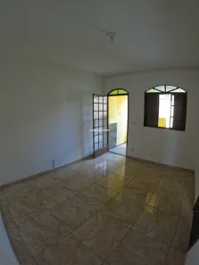 Casa com 2 Quartos para alugar, 95m² no Serrano, Belo Horizonte
