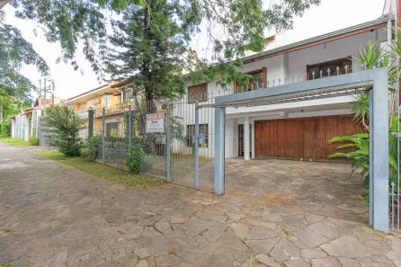Casa com 4 Quartos à venda, 364m² no Chácara das Pedras, Porto Alegre