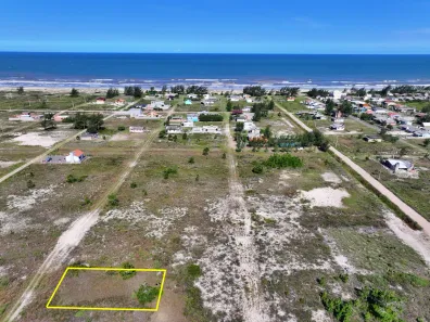 Lote/Terreno à venda, 300m² no , Balneário Gaivota
