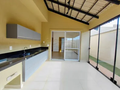 Casa de Condomínio com 3 Quartos para alugar, 135m² no Residencial Alto do Vale, Cravinhos