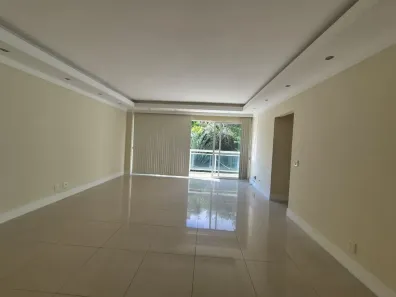 Apartamento com 3 Quartos para alugar, 150m² no Centro, Petrópolis