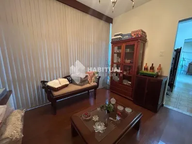 Casa com 4 Quartos à venda, 300m² no Fundinho, Uberlândia