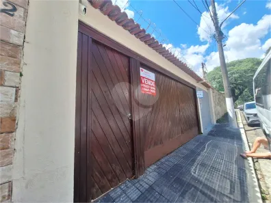 Sobrado com 4 Quartos para venda ou aluguel, 250m² no Parque das Árvores, São Paulo