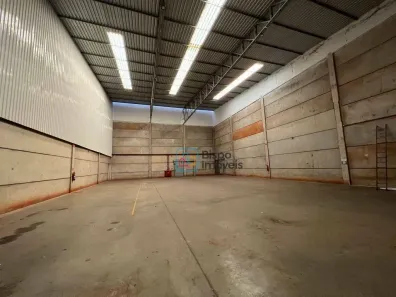Galpão/Depósito/Armazém para alugar, 1400m² no Jardim Thelja, Americana