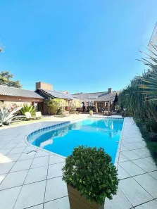 Casa com 3 Quartos à venda, 420m² no Laranjal, Pelotas