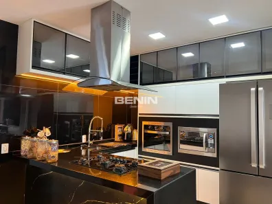 Sobrado com 3 Quartos à venda, 200m² no Igara, Canoas
