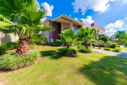 Casa de Condomínio com 4 Quartos à venda, 245m² no Vila Torres, Campo Largo