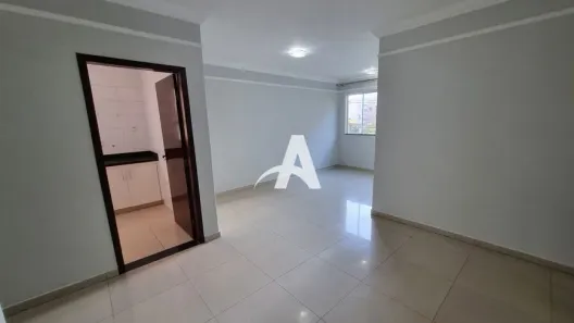 Apartamento com 3 Quartos para alugar, 88m² no Santa Mônica, Uberlândia