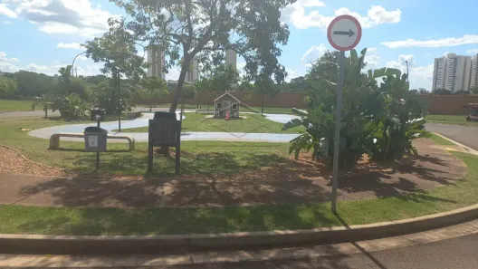 Lote/Terreno à venda, 910m² no Alphaville, Bauru