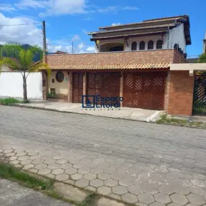 Sobrado com 4 Quartos à venda, 182m² no Vila Atlântica, Caraguatatuba