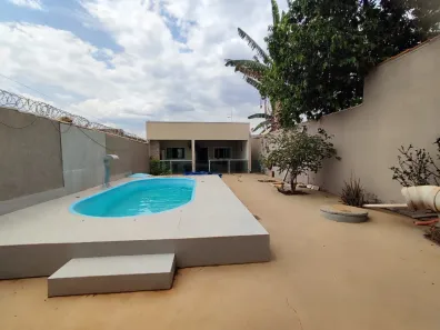Casa com 3 Quartos à venda, 300m² no , Brasília